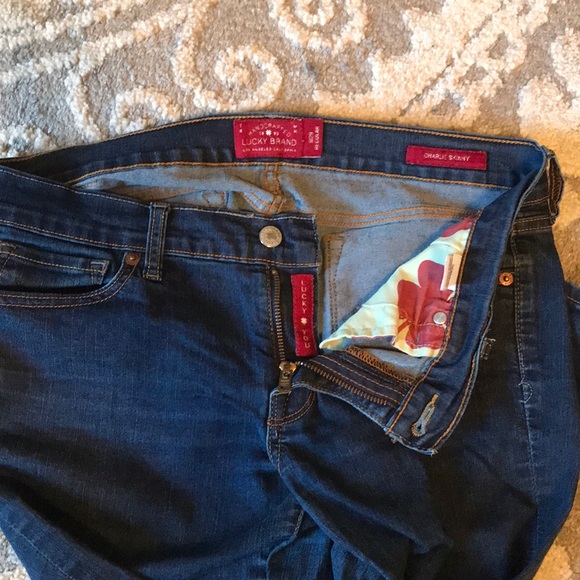 Lucky brand jeans size 29 - Picture 2 of 2